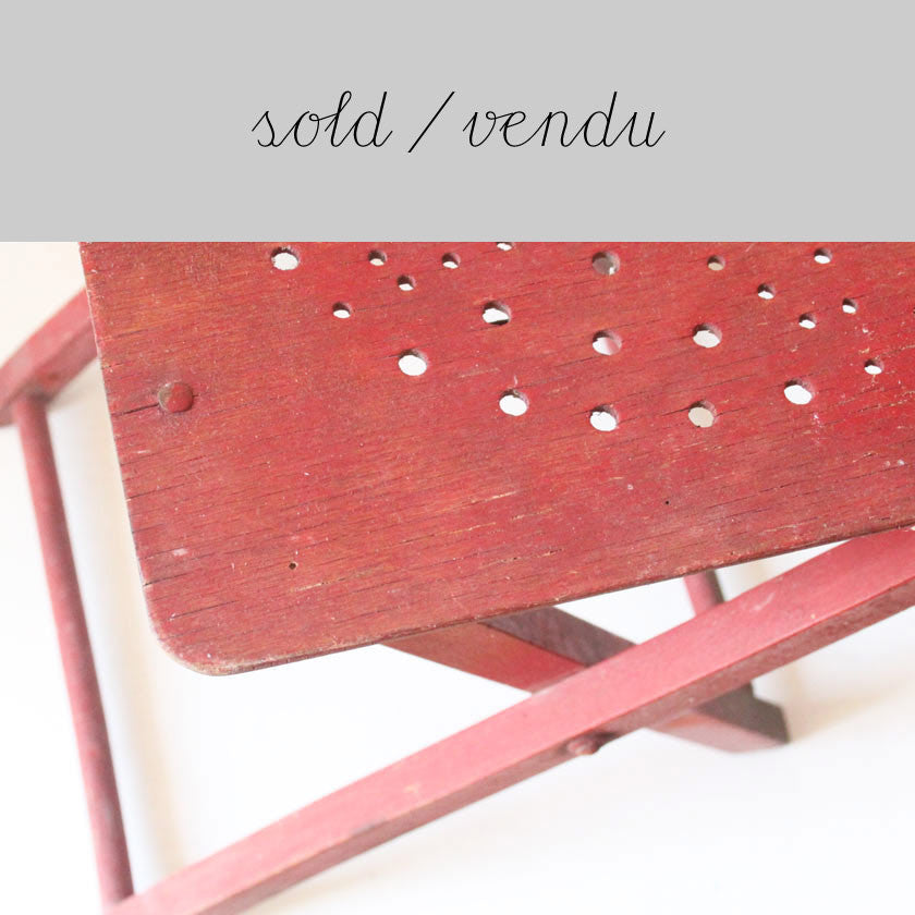 small wooden side table (SOLD)Vintage- Cachette