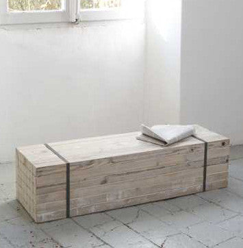 Wooden chest - bench 31 x 110 x 31 cmKatrin Arens- Cachette