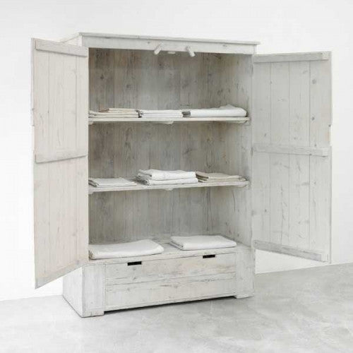 Wooden wardrobe 120 x 51 x 177 cmKatrin Arens- Cachette